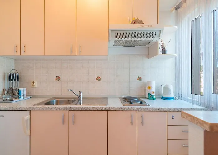 Ban * Poljica (Trogir)